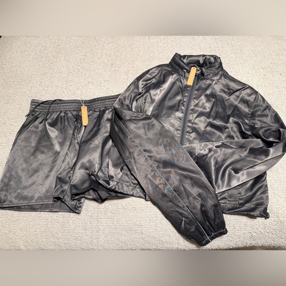 SKIMS GUNMETAL JACKET & SHORT! NWT! Limited Edition!! - Picture 1 of 7